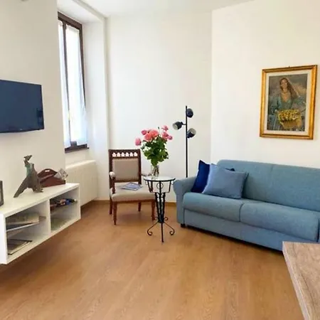 Lägenhet Casa Margherita, Nuovo In Centro Menaggio