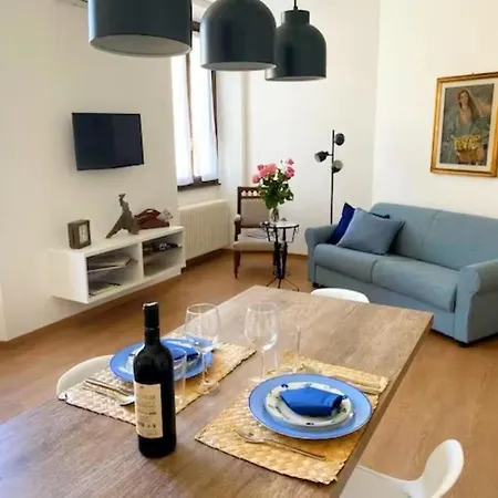 Lägenhet Casa Margherita, Nuovo In Centro Menaggio